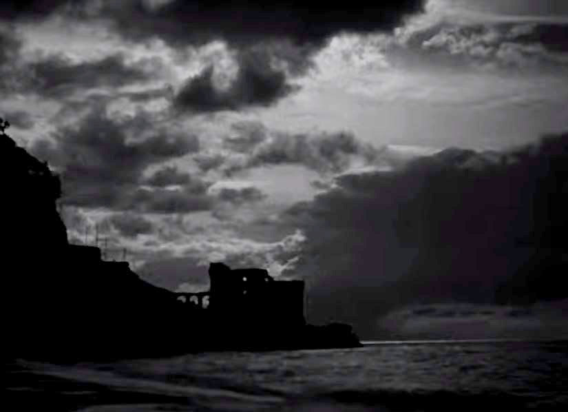 The view from north towards the Torre Normanna, also known as Salicerchio tower, built between 1534 and 1590. Circa 1946