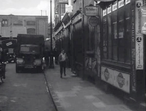 55 The Highway, London E1 on the corner with Ship Alley Circa 1957
