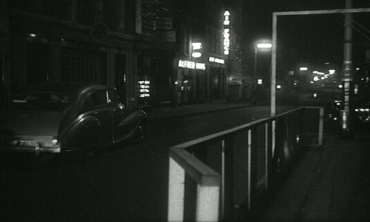 New Bond Street is brightened by the signs of 'Alfred Hays' (159) and 'Air France' (158). Circa 1962