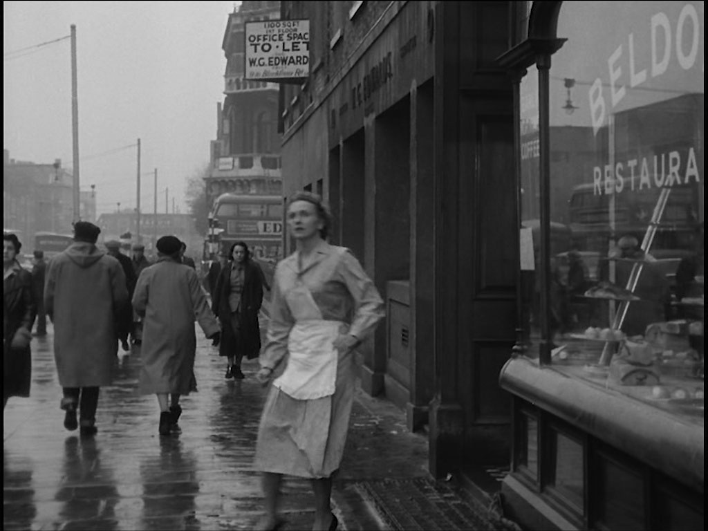 Outside 8 Blackfriars Road looking south to the junction with Stamford Street. Circa 1956