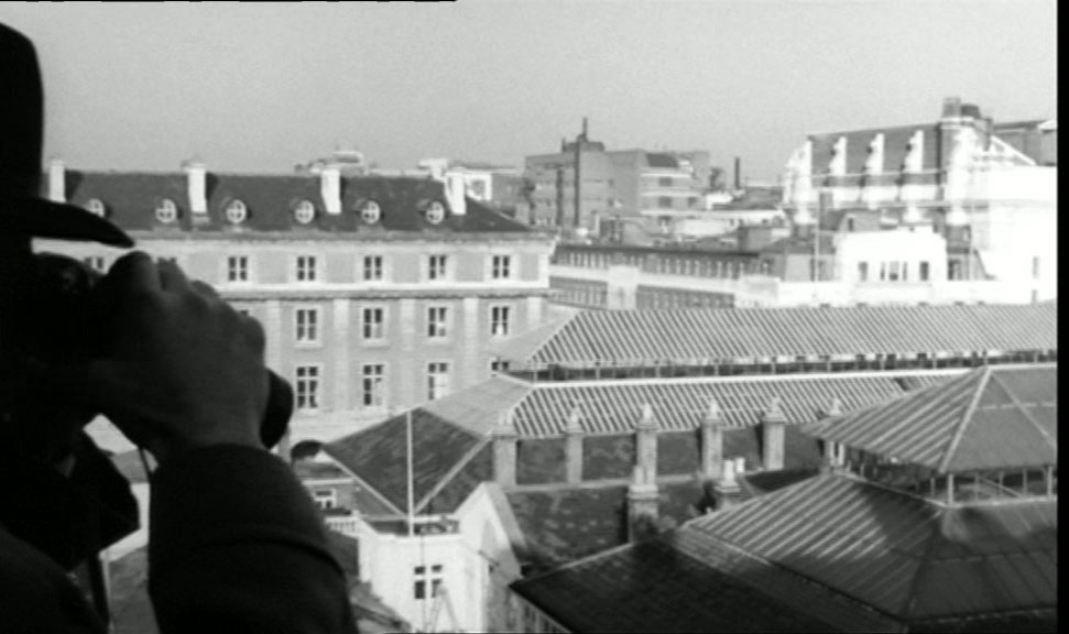 Covent Garden market foreground with No 1-7 The Piazza, WC2 to the left. Circa 1961