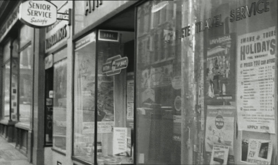 Circa what is now 39/45 Ludgate Hill. Circa 1961