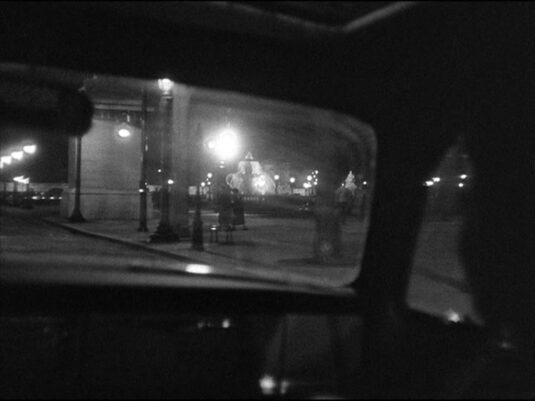 Av. des Champs-Elysées about to enter Pl. de la Concorde. Circa 1960