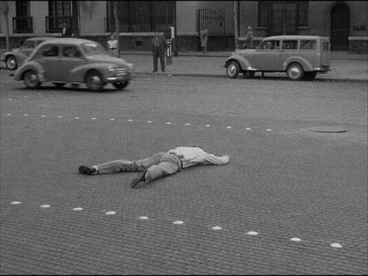 And finally collapsing at the junction of Boulevard Raspail and Rue Campagne-Première. Circa 1960