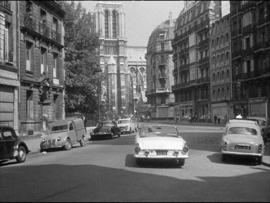 Rue du Fouarre, 5e with Notre Dame in the background. Circa 1960