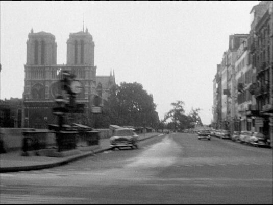Pont Saint-Michel we can look down Saint-Michel Notre-Dame 4e. Circa 1960