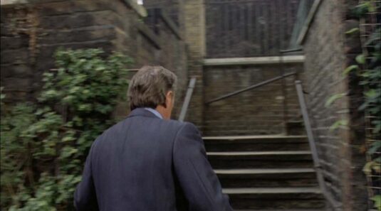 steps leading up to Victoria Road. Circa 1978
