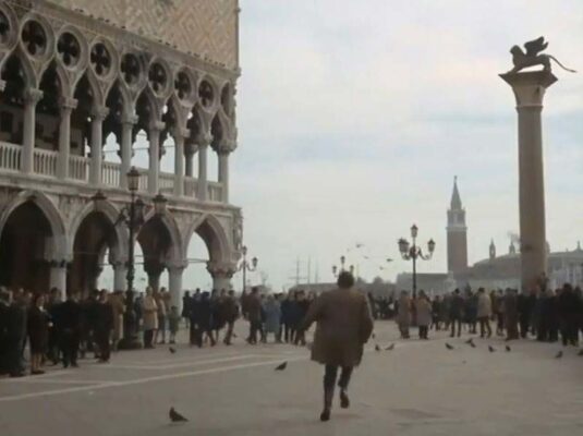Piazetta San Marco towards the Molo di Palazzo Ducale. Circa 1968