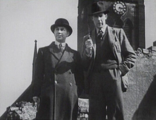 St John’s Park Church, Bernard Street, S2 in the background. Circa 1942