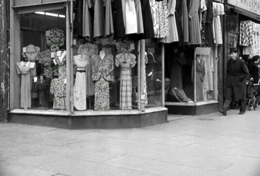 124-122 Lambeth Walk, SE1 Circa 1949