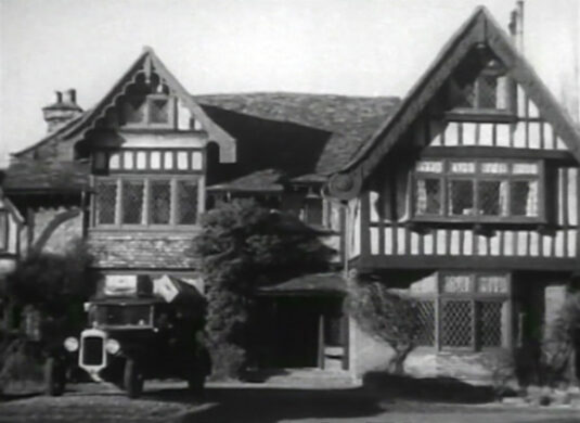 ‘Ewhurst Manor’, 37 Furzehill Road, Borehamwood, Herts. Circa 1937