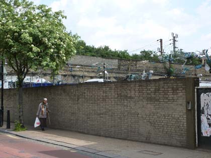 Vallence Road, London E1 looking north east