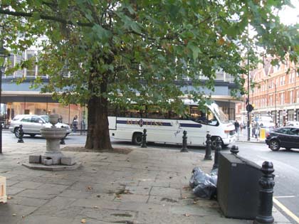 ‘Peter Jones’ department store and Sloane Square, London SW3.