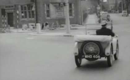 The Broadway off to the left and Goodwyn Avenue, London NW7 Circa 1961