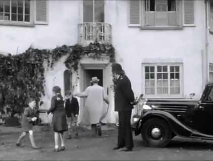 20 Frognal Way, London NW3, once the home of Dame Gracie Fields. Circa 1952