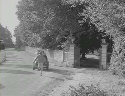The gate at Route de Nanteuil in Senlis, north east of Paris and represents the entry to Chateau Valgenceuse. Circa 1953
