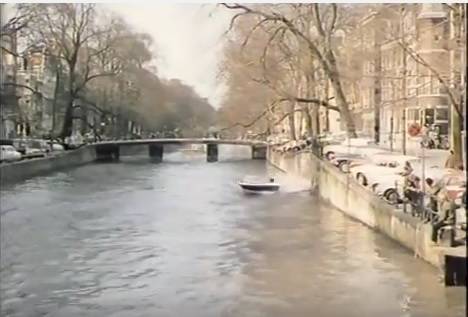 Coming out of Beulingsloot into Herengracht by Leidsegracht........ Circa 1972